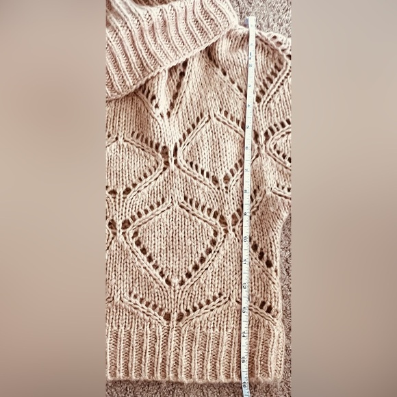 FAVLUX Tan Cowl Neck Cropped Sweater with Diamond Knit - Picture 5 of 8